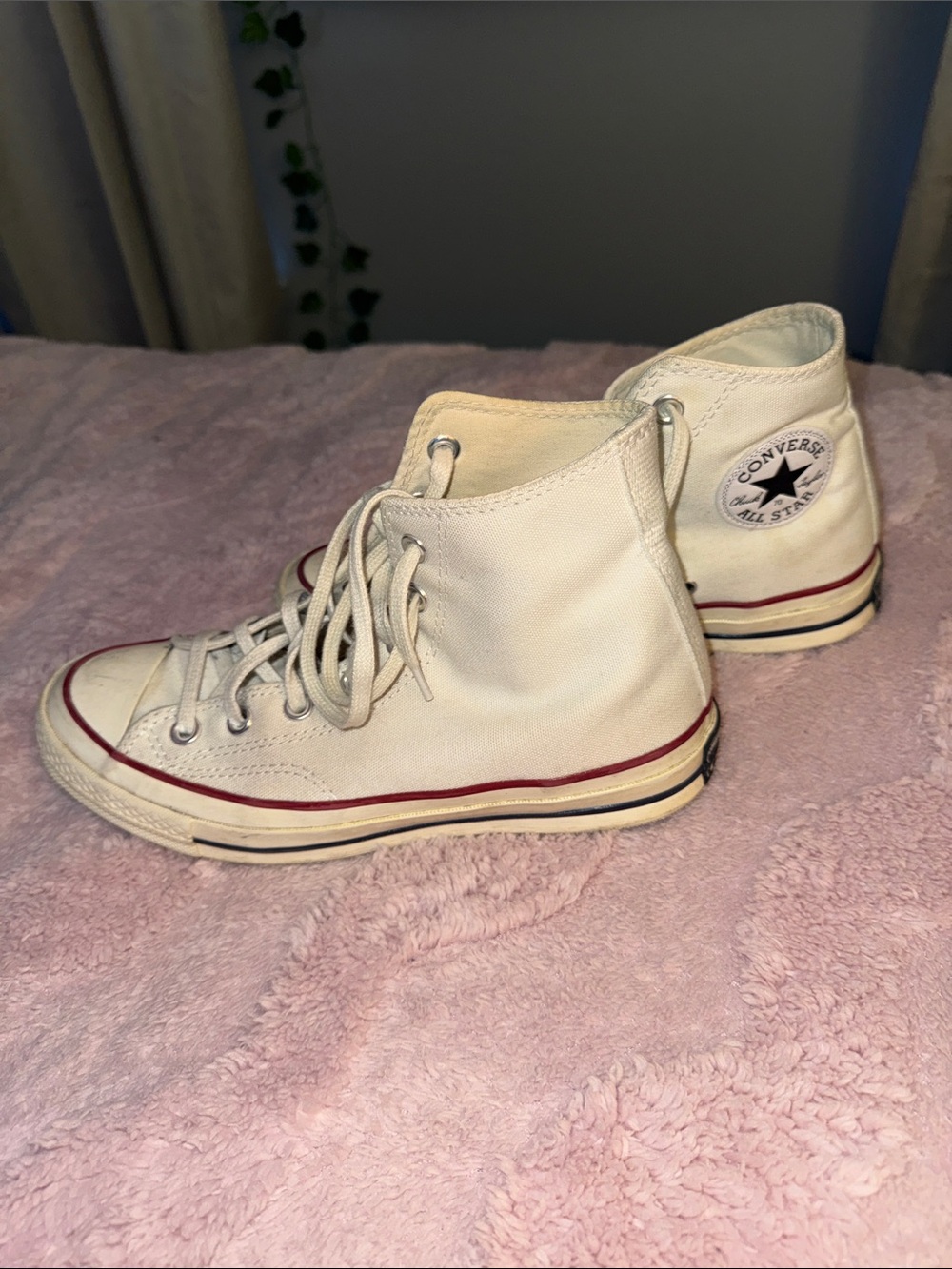 Converse Men’s & Women’s High Top Sneakers in Off-White with Red Stripe